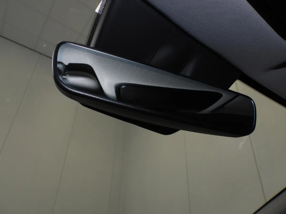 1.6 GDI PHEV Plug-In DynamicPlusLine NAVI/CAMERA.EL.KLEP/LED/16"LMV!
