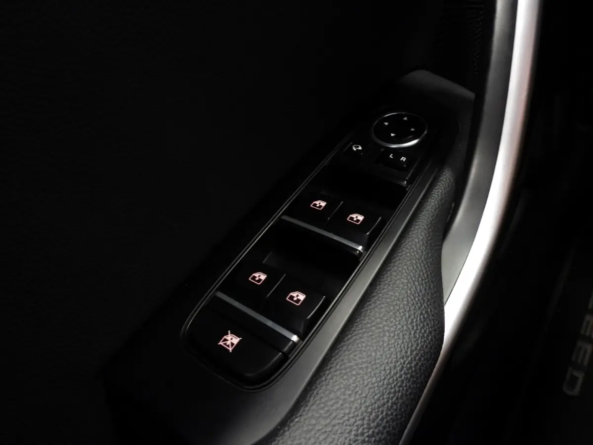 1.6 GDI PHEV Plug-In DynamicPlusLine NAVI/CAMERA.EL.KLEP/LED/16"LMV!
