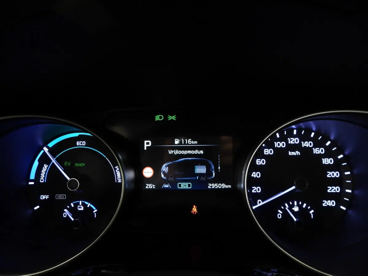1.6 GDI PHEV Plug-In DynamicPlusLine NAVI/CAMERA.EL.KLEP/LED/16"LMV!