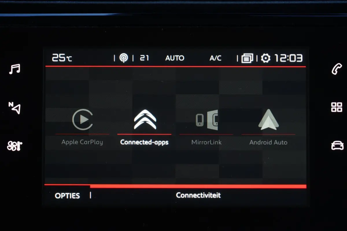 1.2 PureTech Feel, NL, clima, PDC, CarPlay