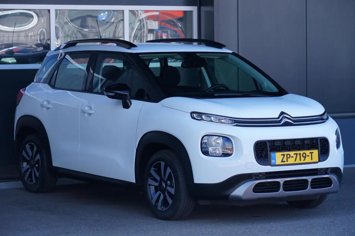 1.2 PureTech Feel, NL, clima, PDC, CarPlay