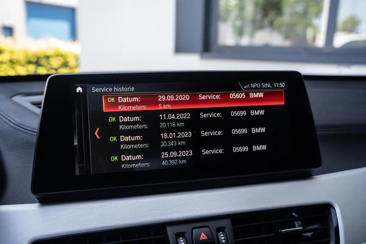 sDrive18i M-Sport PANO / HUD / CAMERA