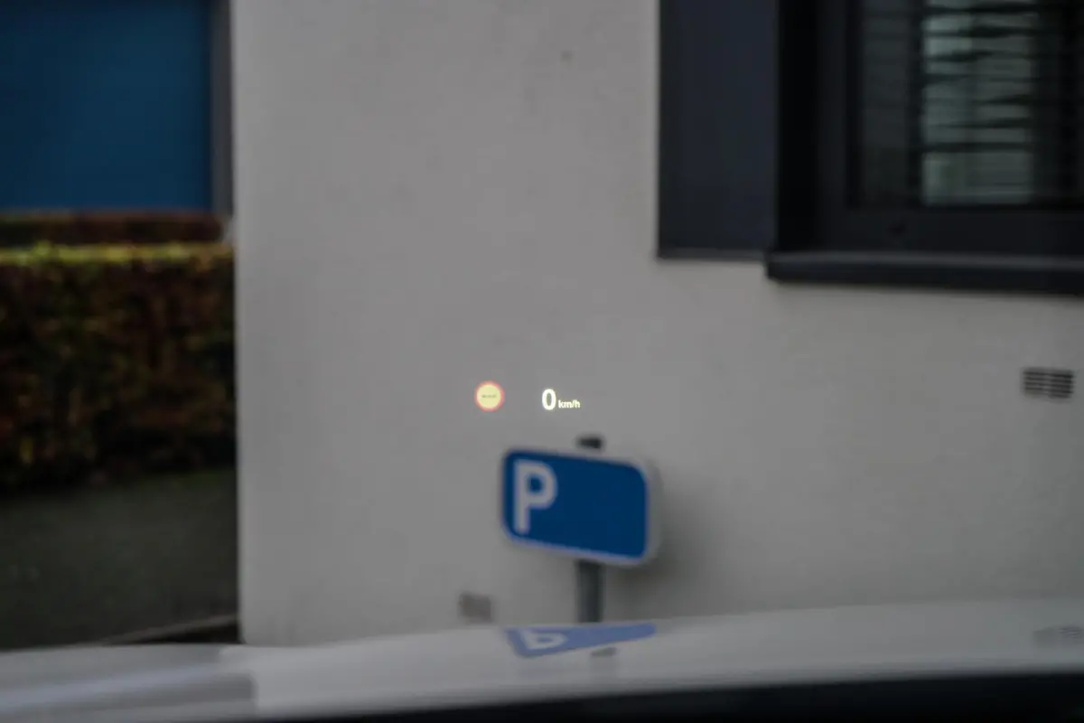 sDrive18i M-Sport PANO / HUD / CAMERA