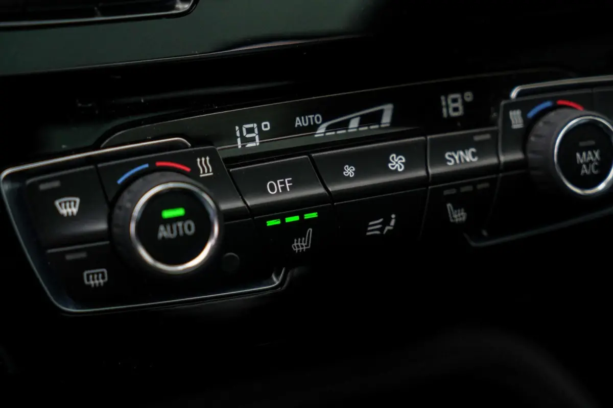 sDrive18i M-Sport PANO / HUD / CAMERA