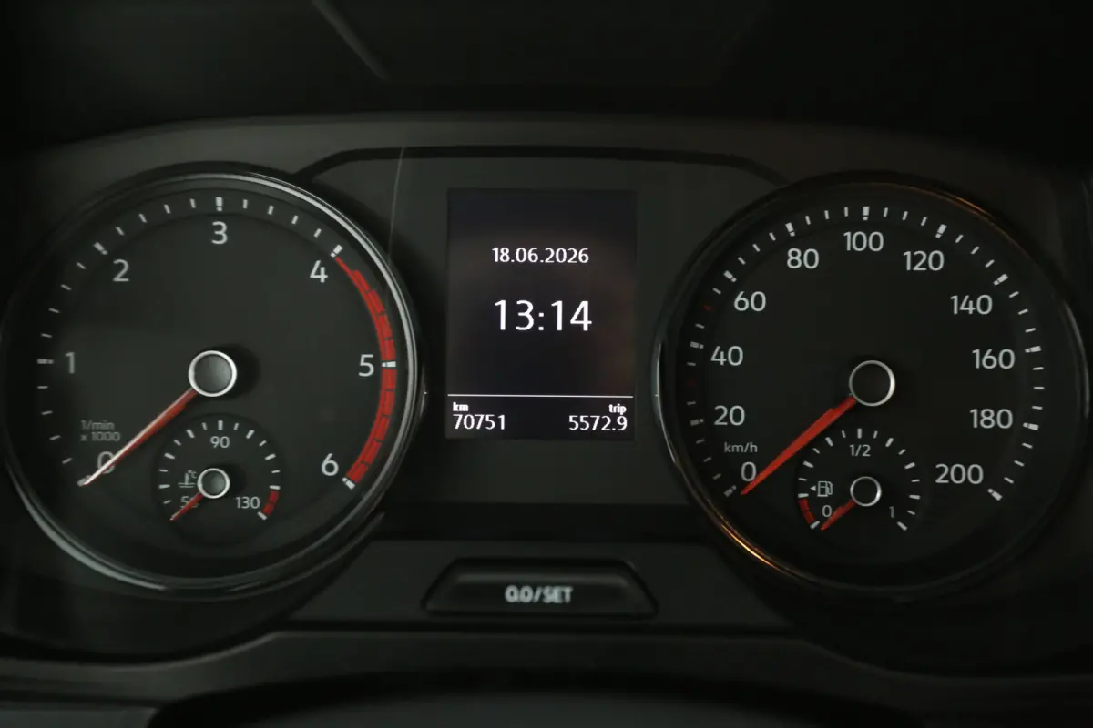 2.0 TDI 140PK L3H3 | DC | 6 Zits | 3000kg Trekgew. | Airco | Cruise | Camera | Carplay | Parkeersens.