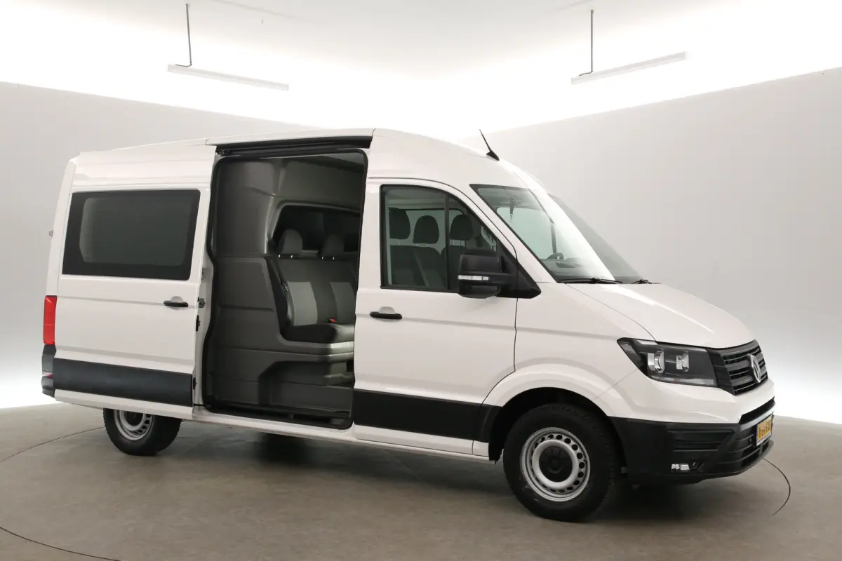 2.0 TDI 140PK L3H3 | DC | 6 Zits | 3000kg Trekgew. | Airco | Cruise | Camera | Carplay | Parkeersens.