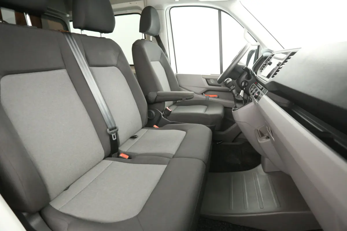 2.0 TDI 140PK L3H3 | DC | 6 Zits | 3000kg Trekgew. | Airco | Cruise | Camera | Carplay | Parkeersens.