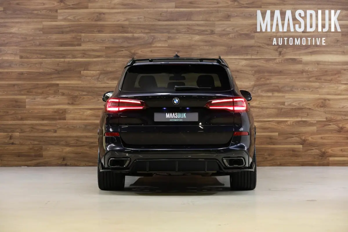 xDrive45e M-Sport|Panorama|Aero|Camera|H&K Audio|Memory|