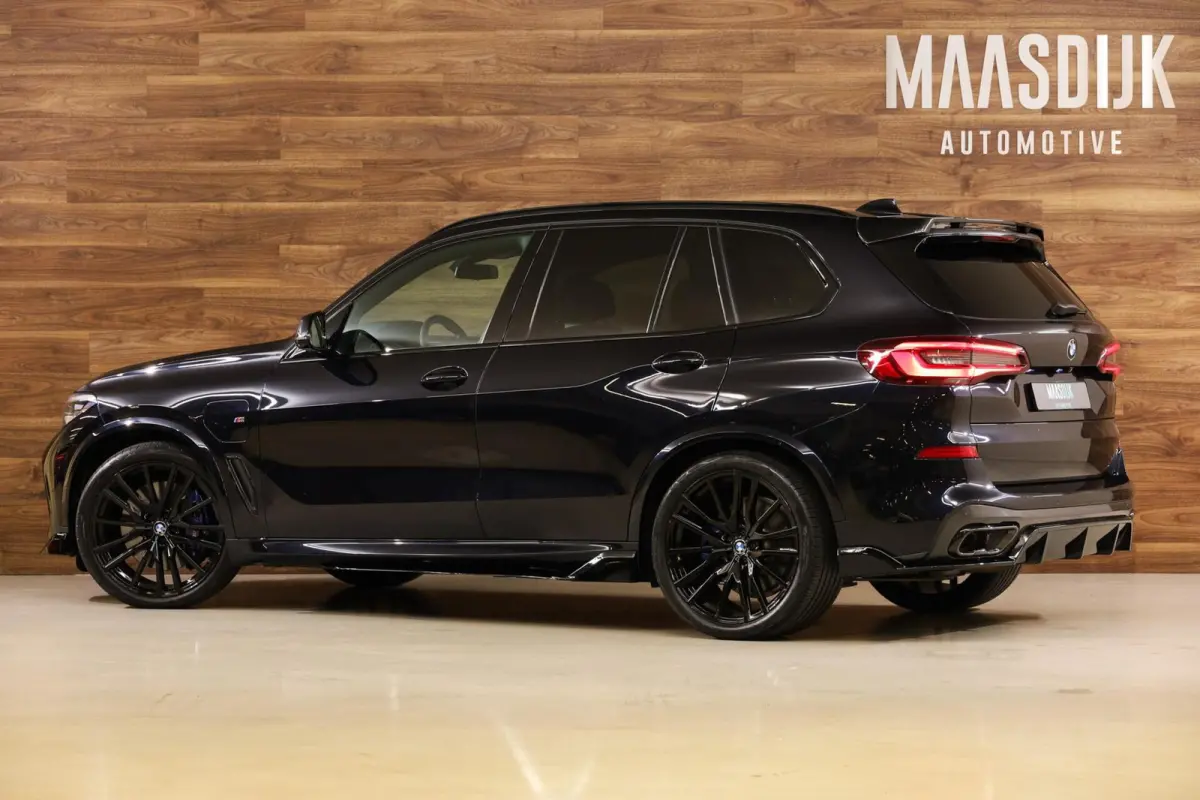 xDrive45e M-Sport|Panorama|Aero|Camera|H&K Audio|Memory|