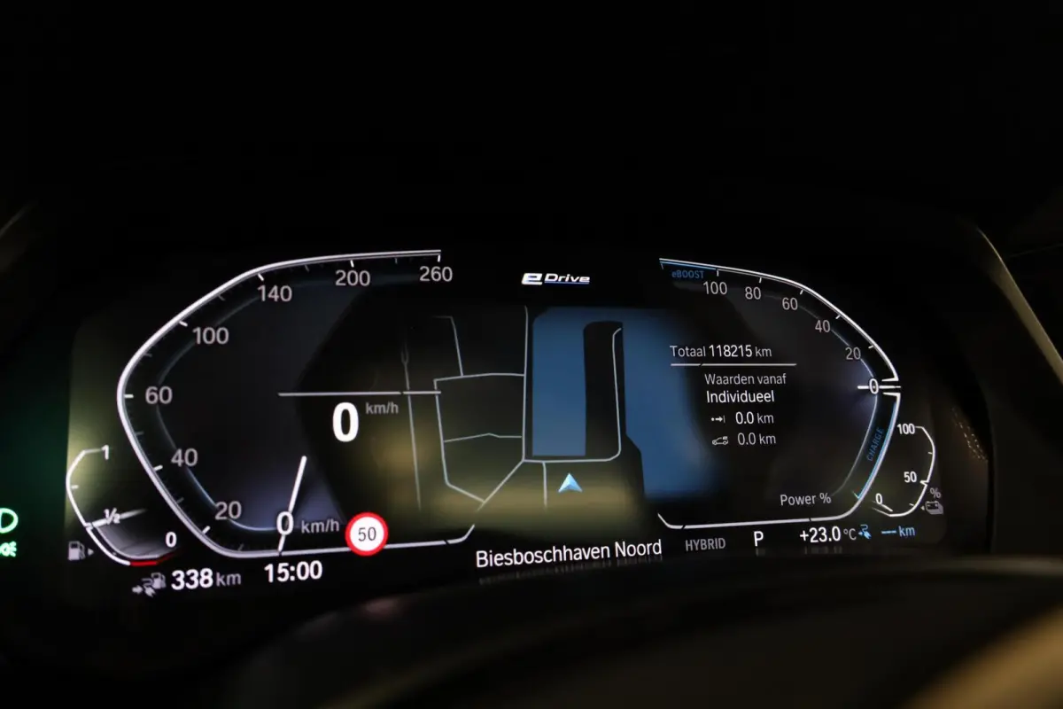 xDrive45e M-Sport|Panorama|Aero|Camera|H&K Audio|Memory|