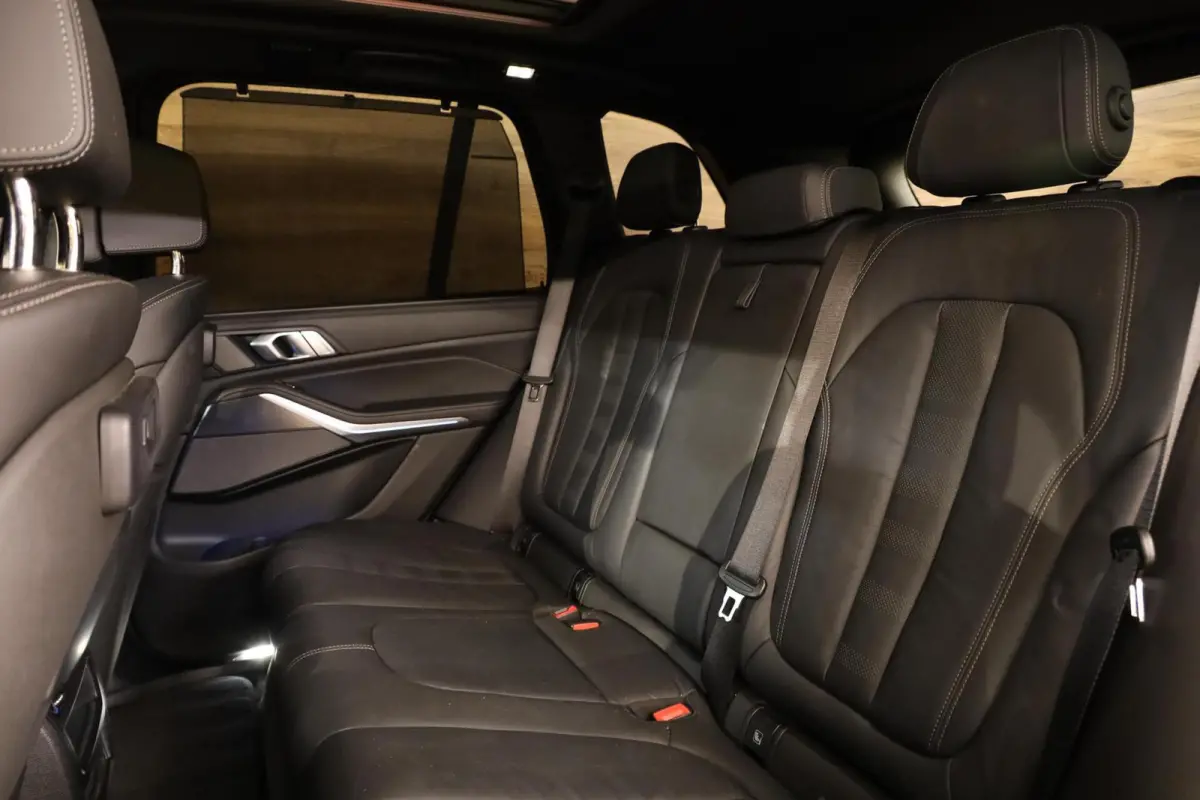 xDrive45e M-Sport|Panorama|Aero|Camera|H&K Audio|Memory|