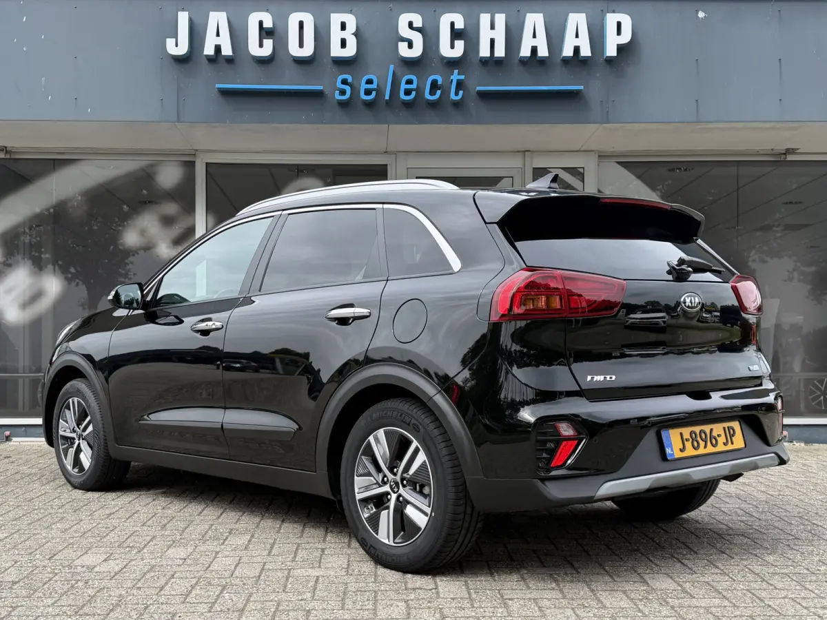 HEV DynamicPlusLine Automaat / Trekhaak / Adapt. Cruise / Keyless / Carplay /