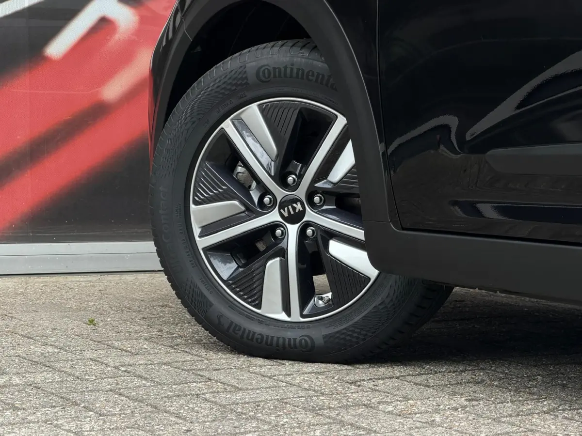 HEV DynamicPlusLine Automaat / Trekhaak / Adapt. Cruise / Keyless / Carplay /