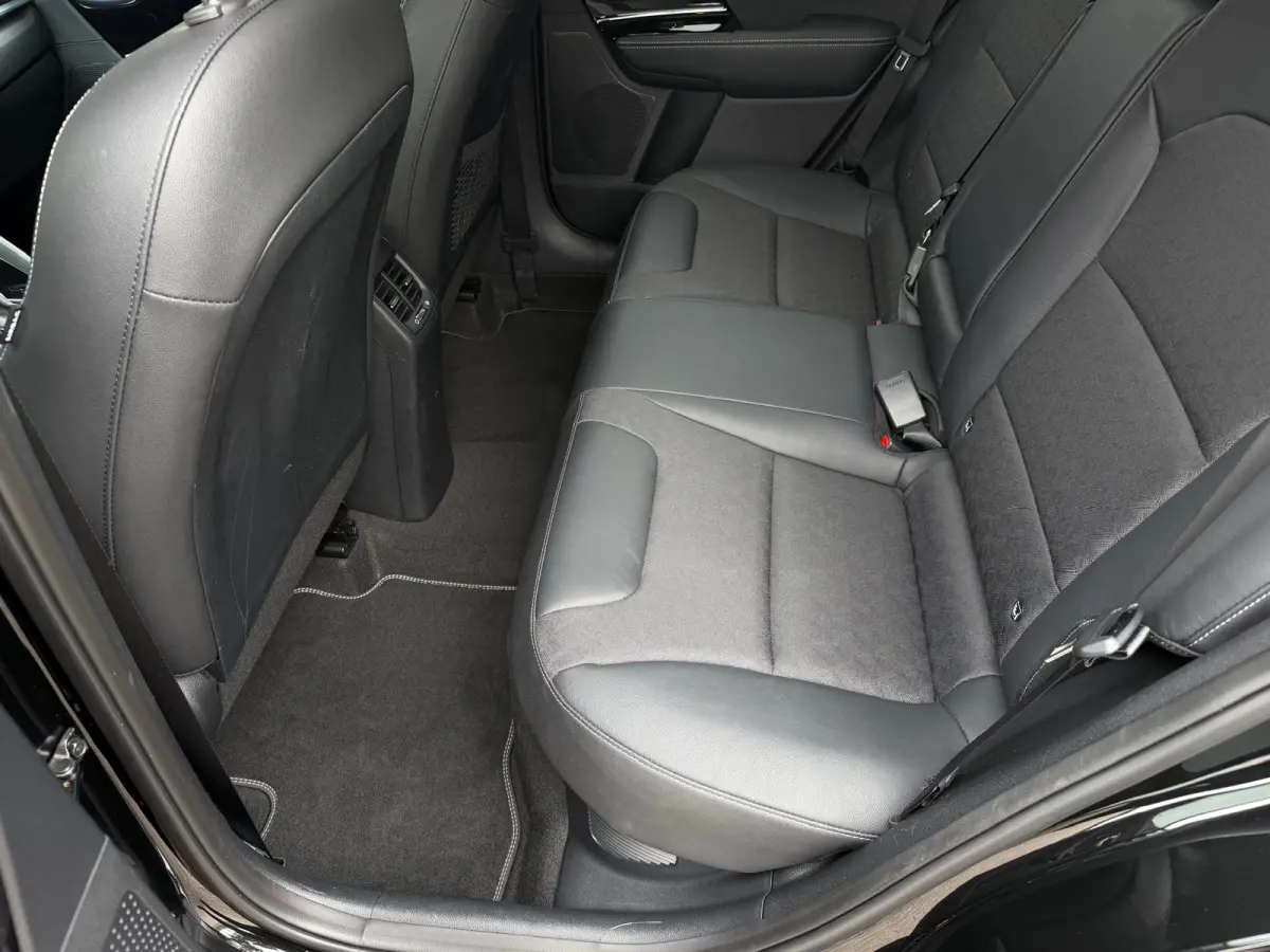 HEV DynamicPlusLine Automaat / Trekhaak / Adapt. Cruise / Keyless / Carplay /