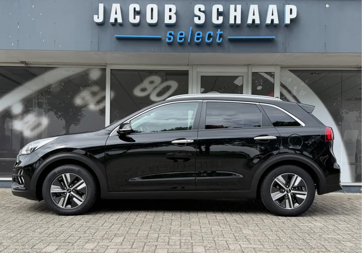 HEV DynamicPlusLine Automaat / Trekhaak / Adapt. Cruise / Keyless / Carplay /