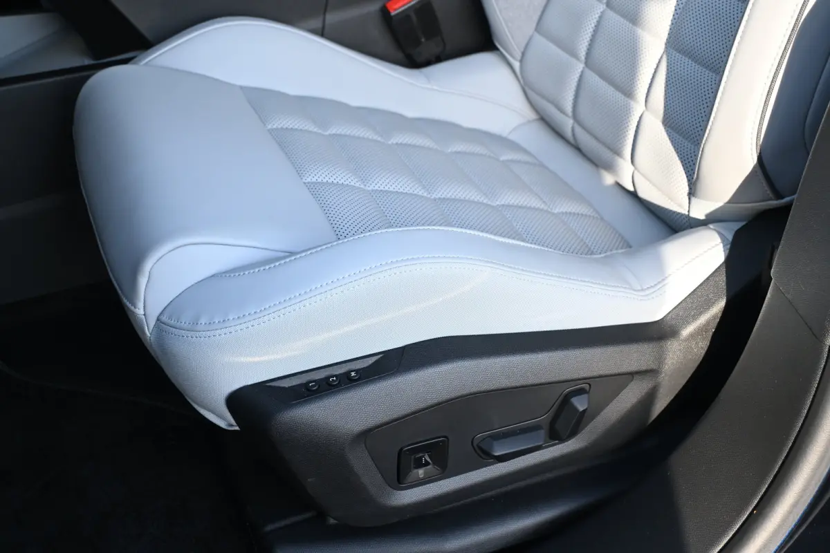 1.2 Hybrid 145 Max Tot 8 Jaar Garantie! | Vol-Leder | Massage | Elektr. Achterklep | Adaptive Cruise | Elektr. Stoelen | 360 Camera | !!