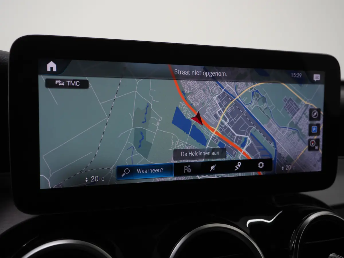 300e 4MATIC AMG | Leder/Alcantara | Camera | Stoelverwarming | Sportstuur | Cruise | DAB | Carplay