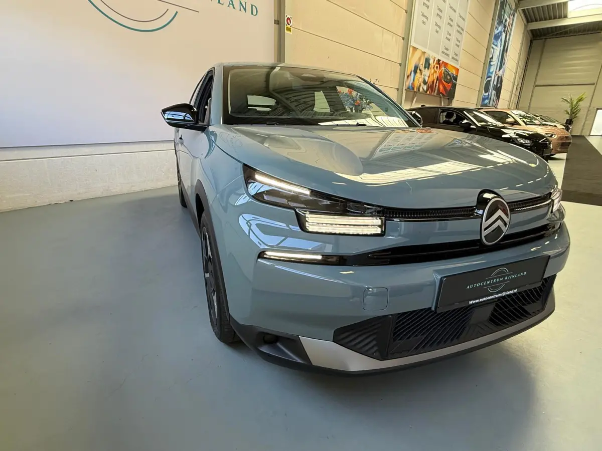 1.2 Hybrid 145pk Collection, 1 Jaar Bovag Garantie, Automaat, Camera, Navi