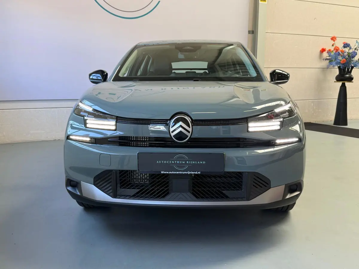 1.2 Hybrid 145pk Collection, 1 Jaar Bovag Garantie, Automaat, Camera, Navi