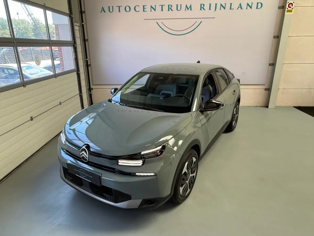 1.2 Hybrid 145pk Collection, 1 Jaar Bovag Garantie, Automaat, Camera, Navi