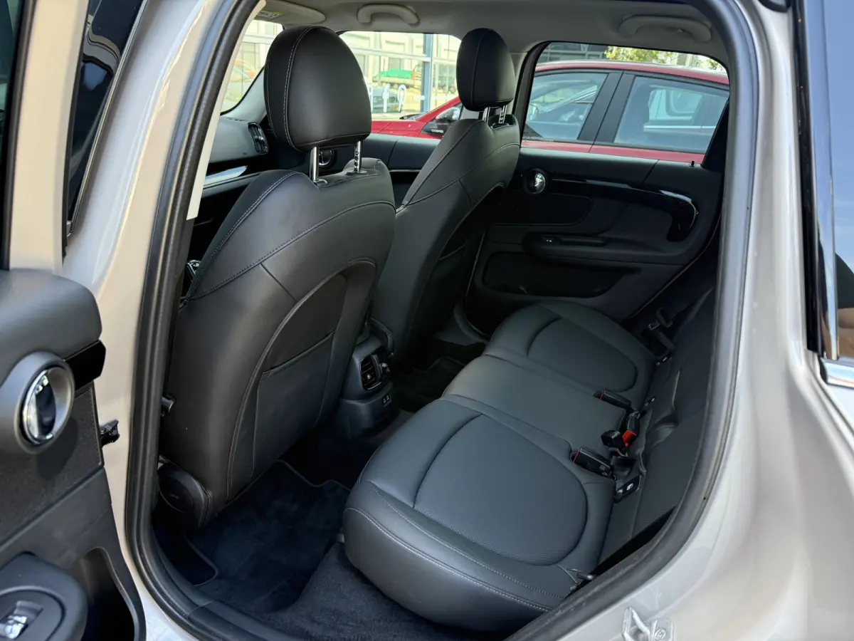 1.5 Cooper Pano/H&K/Leder/Trekhaak