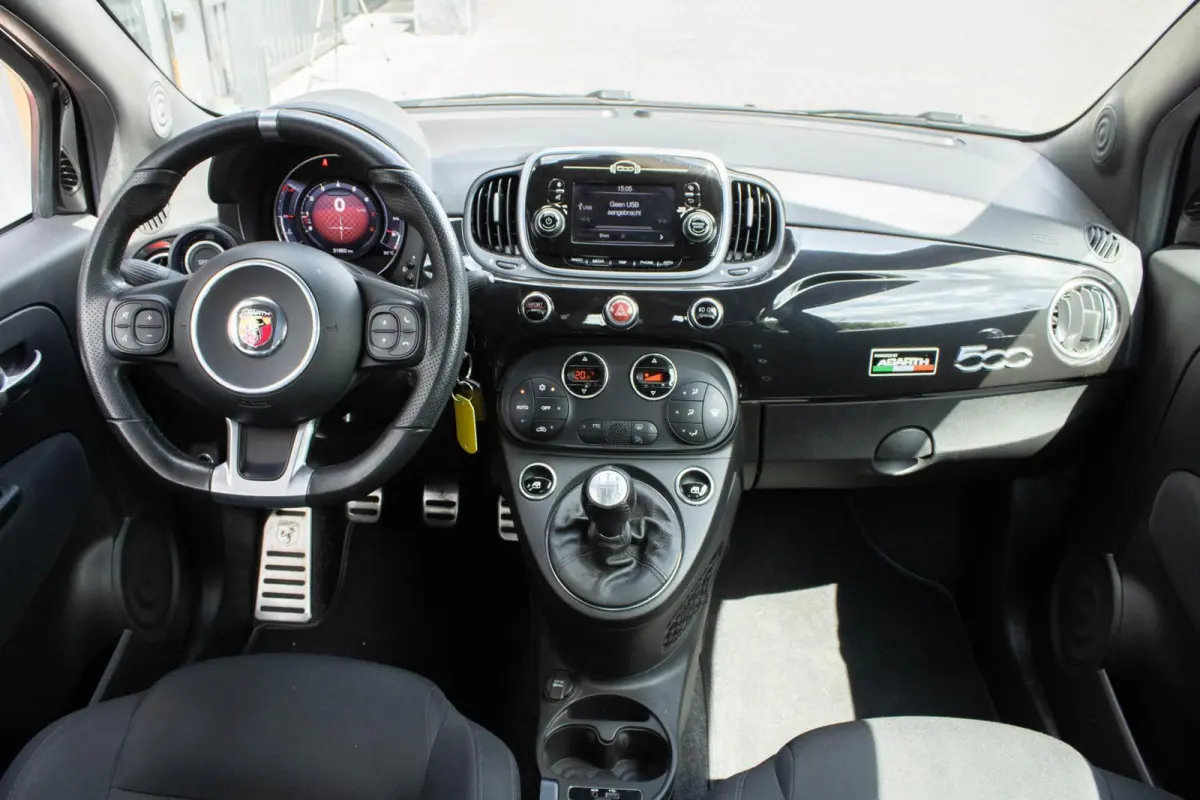 1.4 T-Jet Abarth 595|Cabrio|Parkeersensoren|Stoelverwarming|