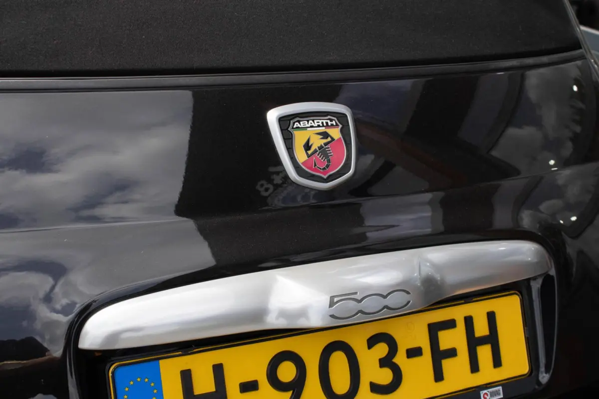 1.4 T-Jet Abarth 595|Cabrio|Parkeersensoren|Stoelverwarming|