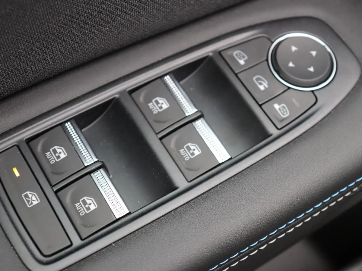 E-Tech full hybrid 160pk esprit Alpine | Vijf jaar garantie | Apple carplay | Android Auto | Achteruitrijcamera |