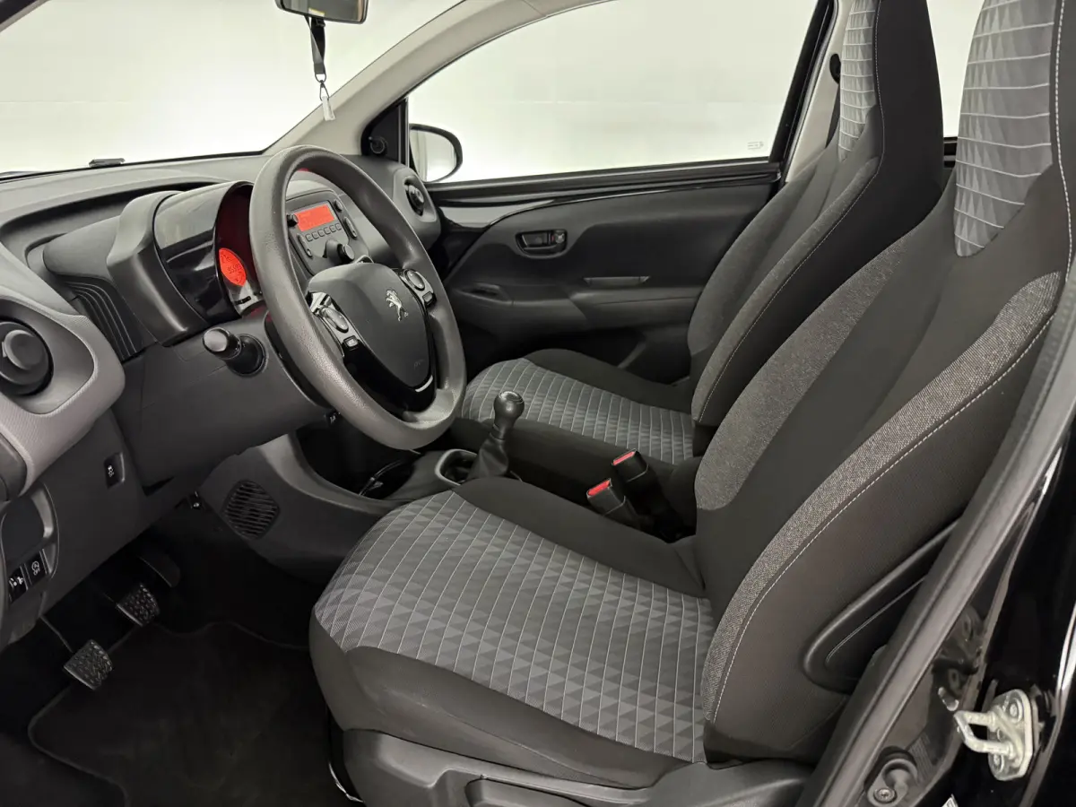 1.0 e-VTi Active | Airco | LED | NAP