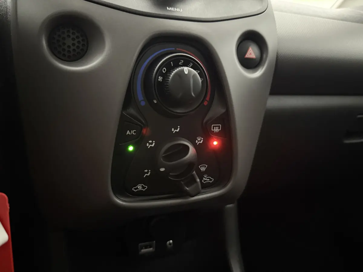 1.0 e-VTi Active | Airco | LED | NAP