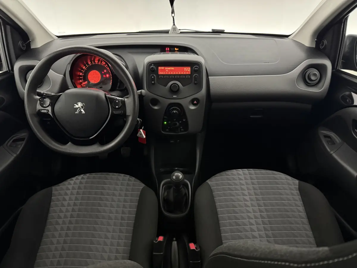 1.0 e-VTi Active | Airco | LED | NAP