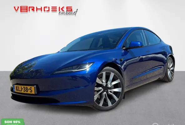 Premium Long Range AWD 78 kWh BTW!!