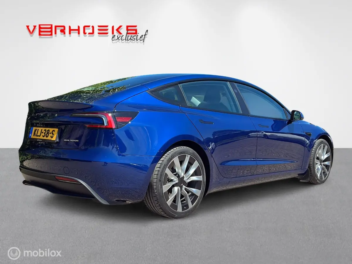 Premium Long Range AWD 78 kWh BTW!!