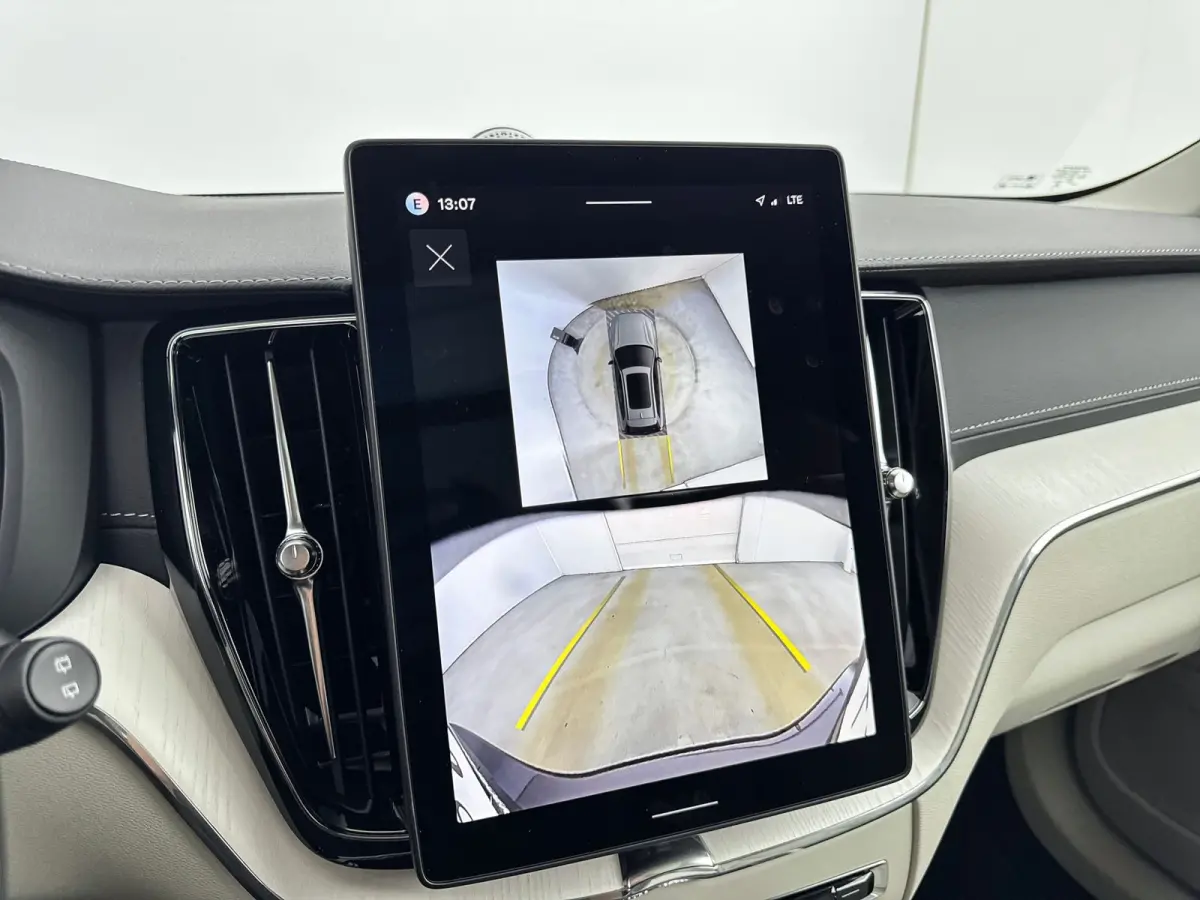 T8 Plug-in hybrid AWD Ultra Dark Exec. Ed. | 22" | Luchtvering | Getint&Gelaagd Glas | Geventileerd Nappa | Massagestoelen | Bowers & Wilkins | Panoramadak | Head-Up | 360 Camera | Elektr. v