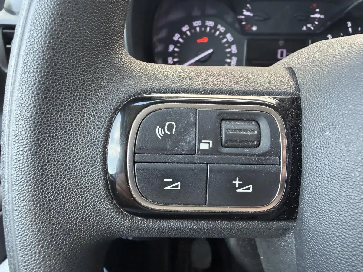 1.2 Turbo Live | Navigatie | Carplay | Airco | Cruise Control | DAB |