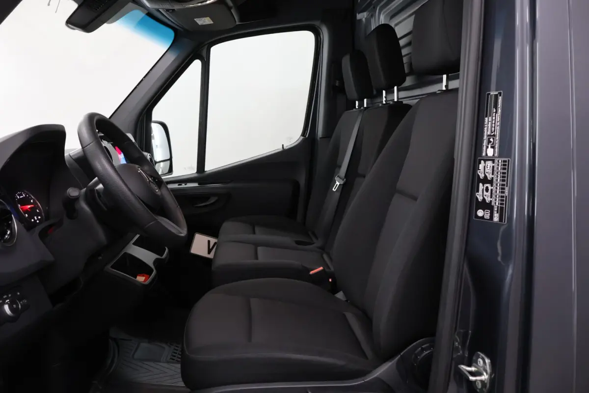 317 CDI | Aut. | L4 H2 | Pro | Parkeercamera | Apple Carplay/Android Auto | 3-zits | Airco | Cruise Control | Certified