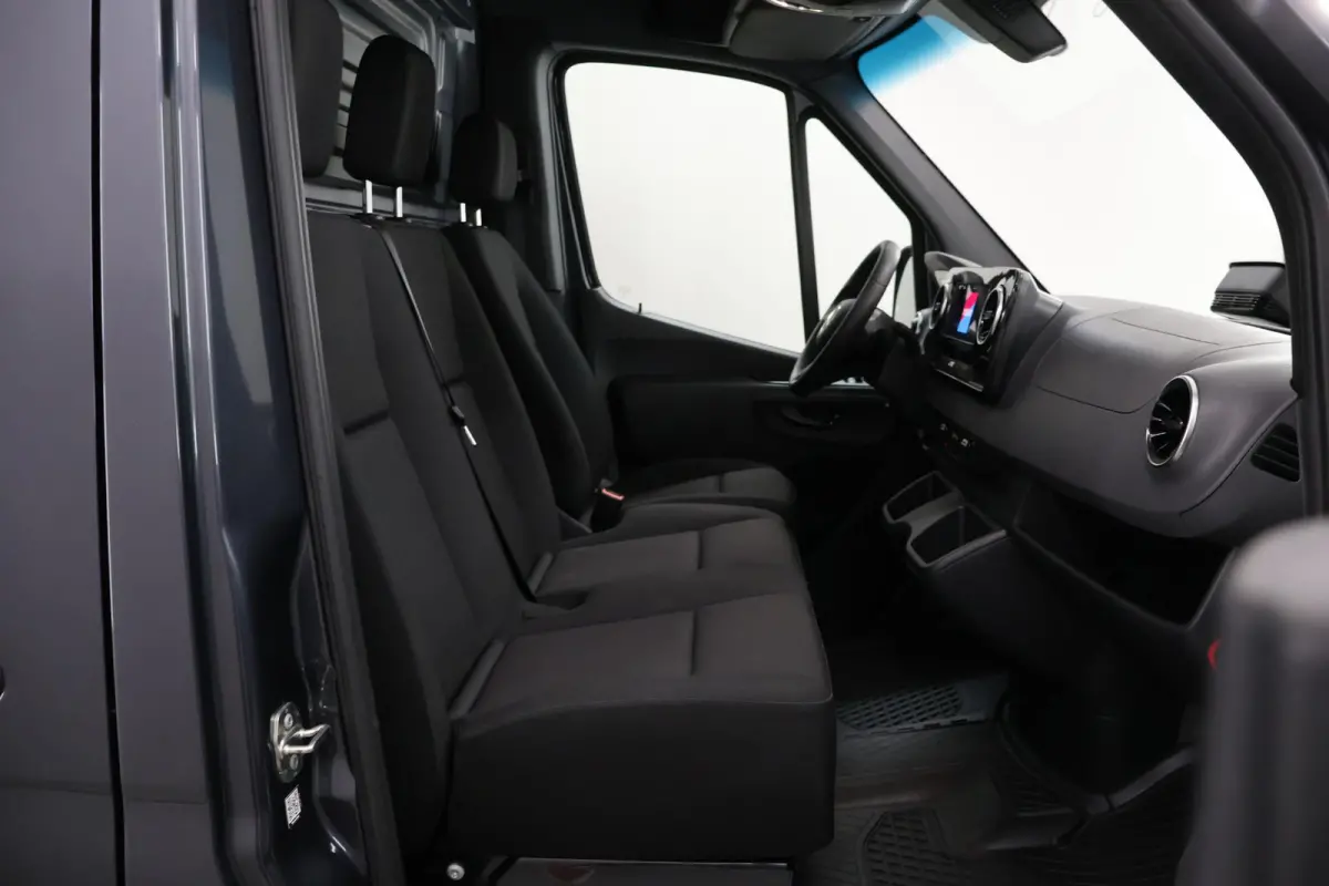 317 CDI | Aut. | L4 H2 | Pro | Parkeercamera | Apple Carplay/Android Auto | 3-zits | Airco | Cruise Control | Certified