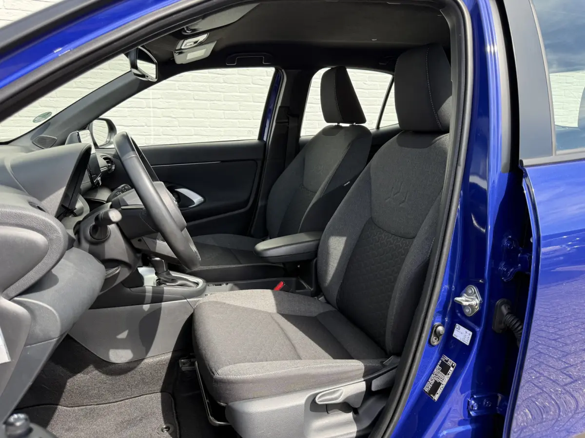 1.5 Hybrid Business Plus | Navi | ACC | Camera | Keyless | LED