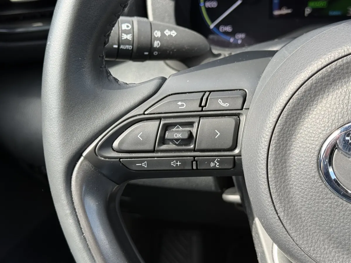 1.5 Hybrid Business Plus | Navi | ACC | Camera | Keyless | LED