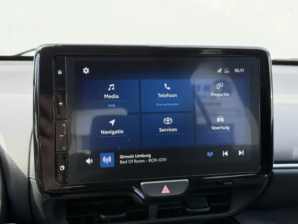 1.5 Hybrid Business Plus | Navi | ACC | Camera | Keyless | LED