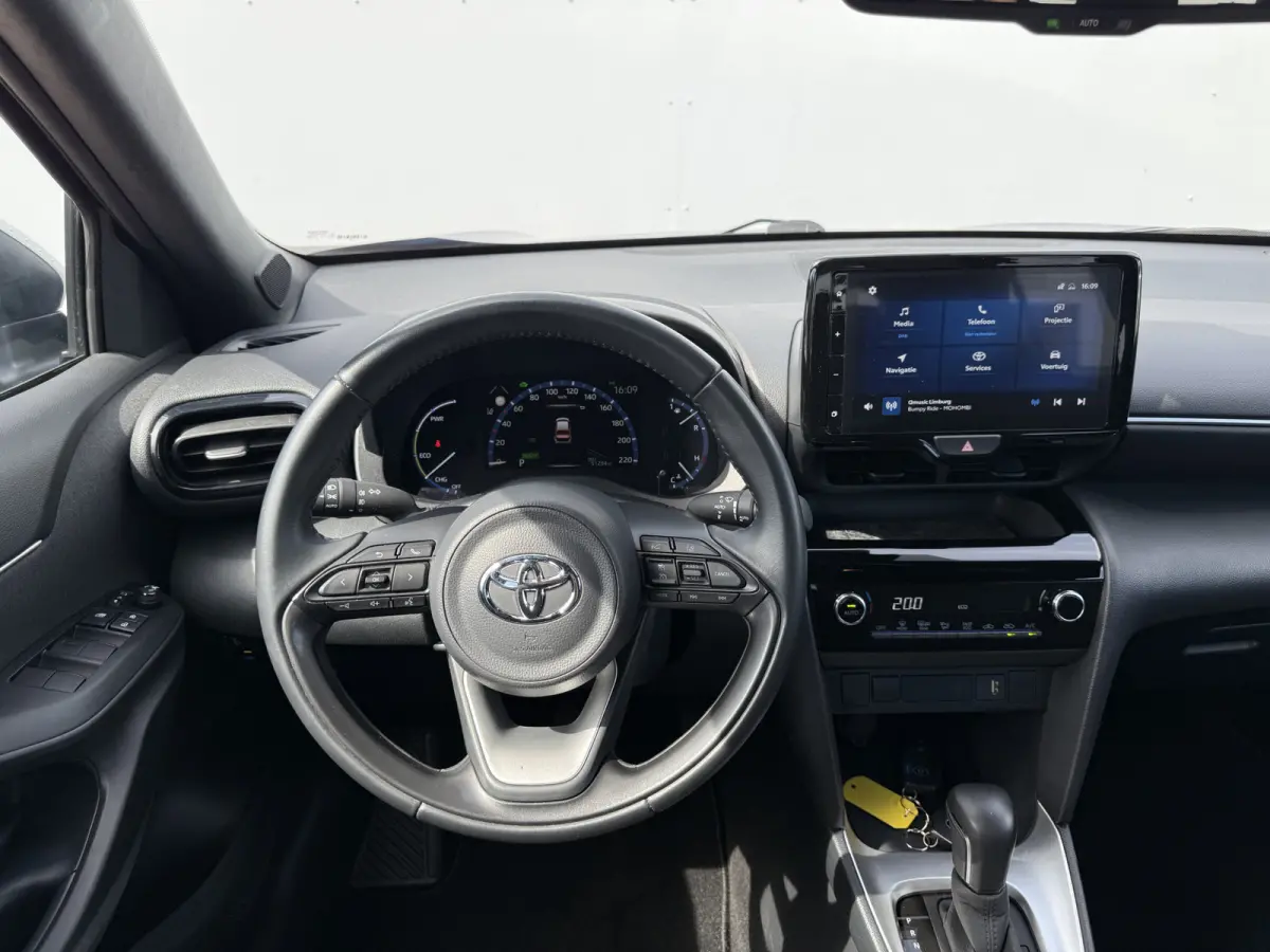 1.5 Hybrid Business Plus | Navi | ACC | Camera | Keyless | LED