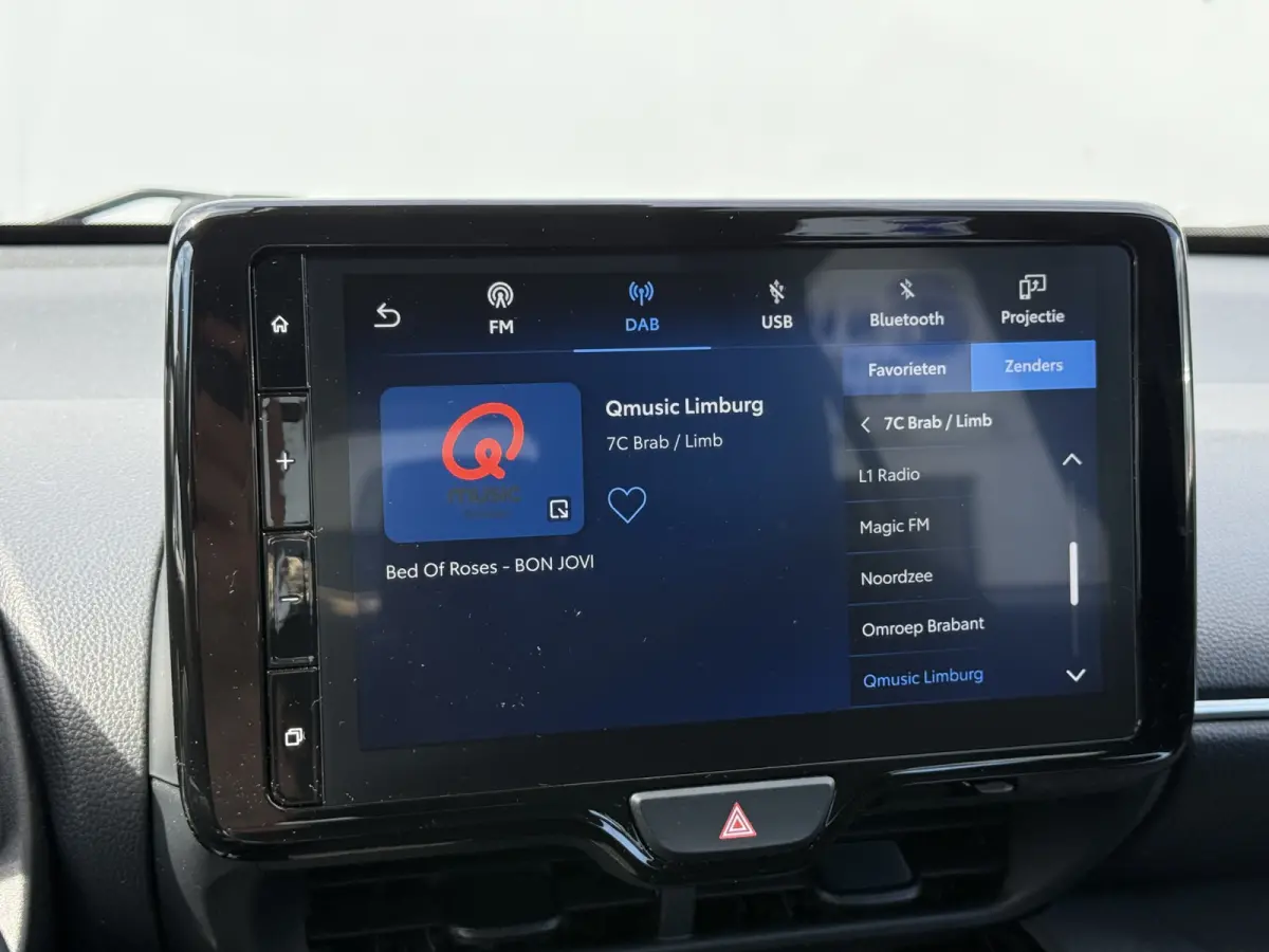1.5 Hybrid Business Plus | Navi | ACC | Camera | Keyless | LED