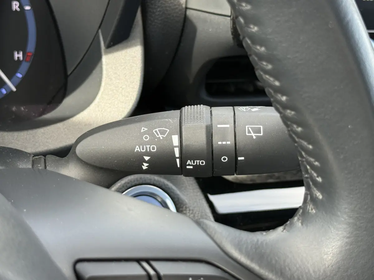 1.5 Hybrid Business Plus | Navi | ACC | Camera | Keyless | LED