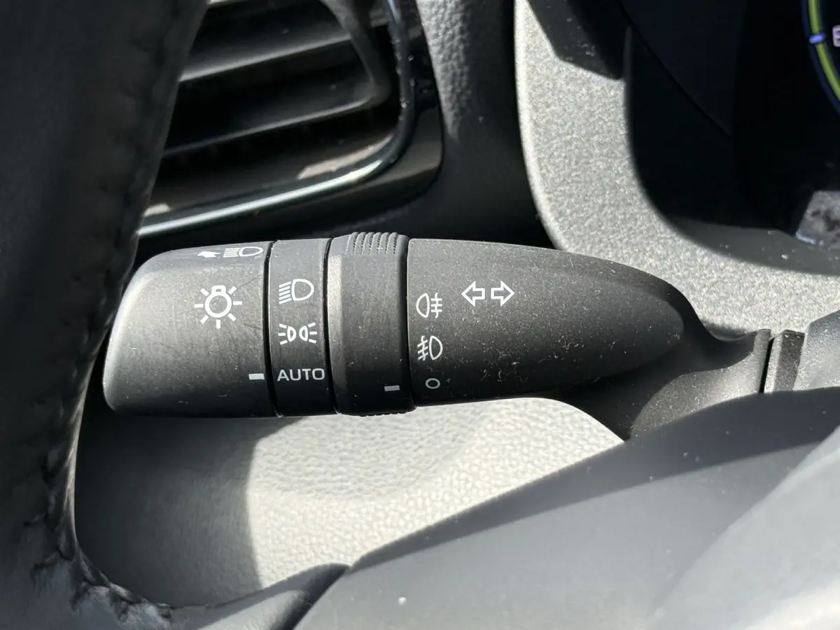 1.5 Hybrid Business Plus | Navi | ACC | Camera | Keyless | LED