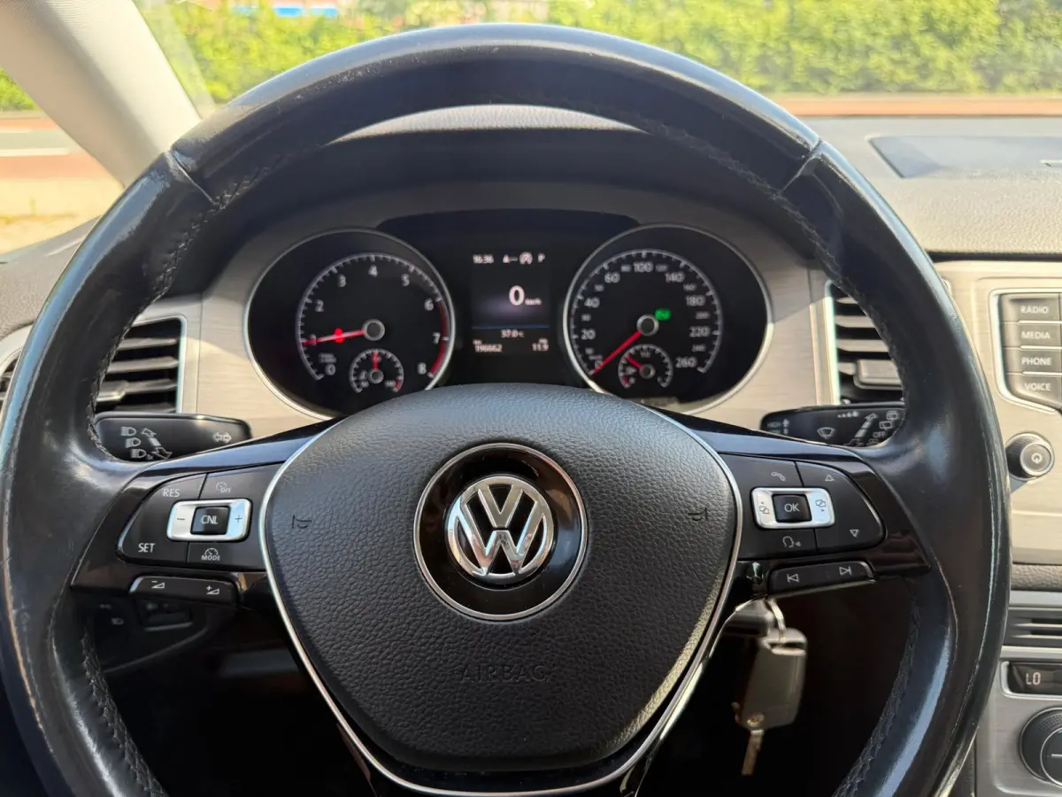 1.0 TSI Connected Series incl beurt!