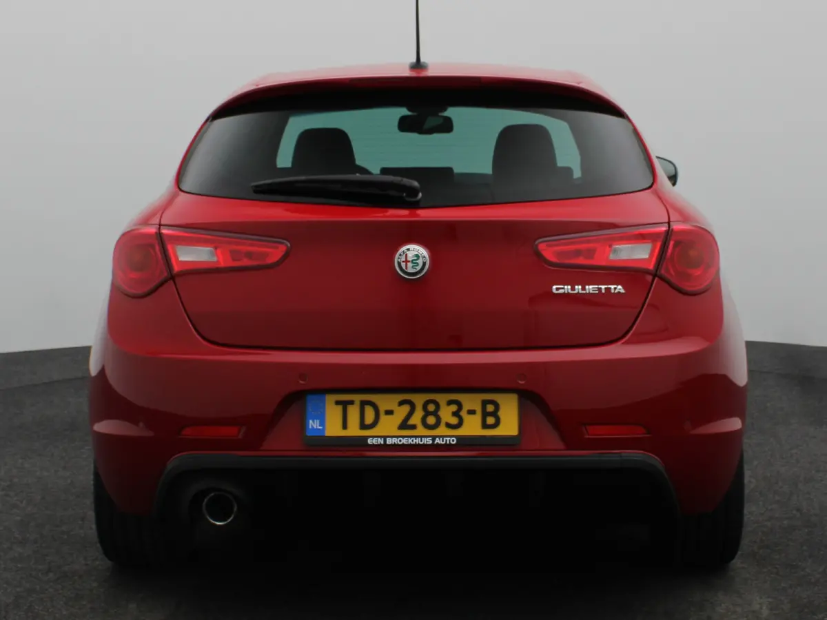 1.4 Turbo MultiAir Super Lederen Bekleding | Schakelflippers | Parkeersensoren Voor en Achter | Stoelverwarming | 18" Lichtmetalen Velgen