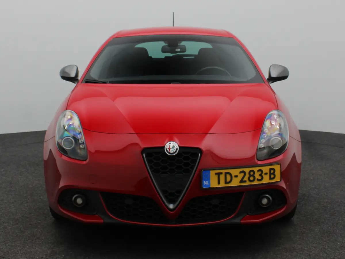 1.4 Turbo MultiAir Super Lederen Bekleding | Schakelflippers | Parkeersensoren Voor en Achter | Stoelverwarming | 18" Lichtmetalen Velgen