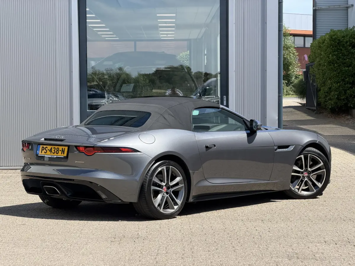 2.0T R-Dynamic | NL-auto/1e eign./Sportuitlaat/Climate Pack