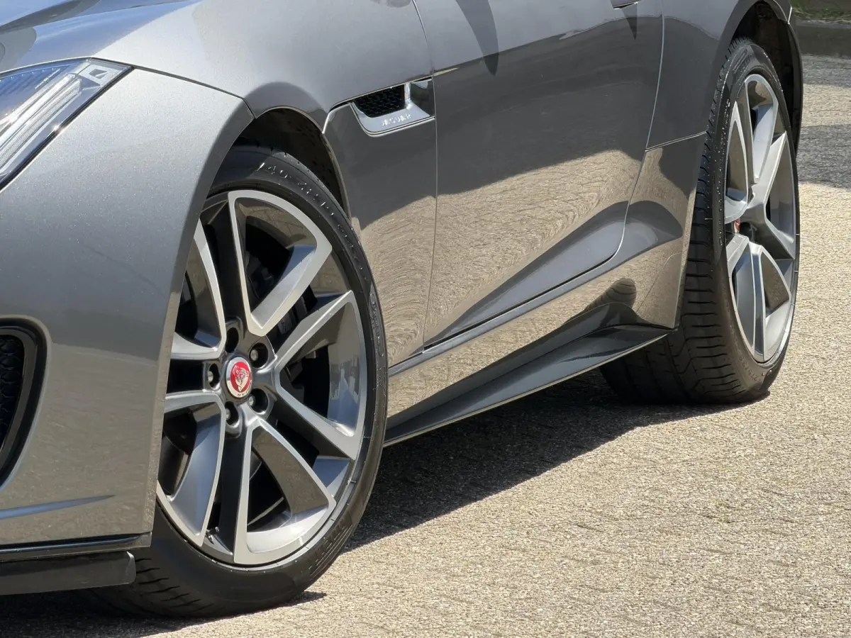 2.0T R-Dynamic | NL-auto/1e eign./Sportuitlaat/Climate Pack