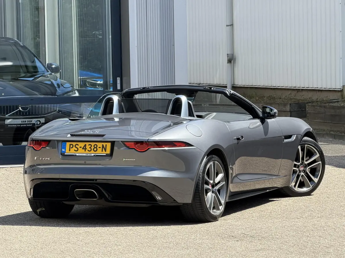 2.0T R-Dynamic | NL-auto/1e eign./Sportuitlaat/Climate Pack